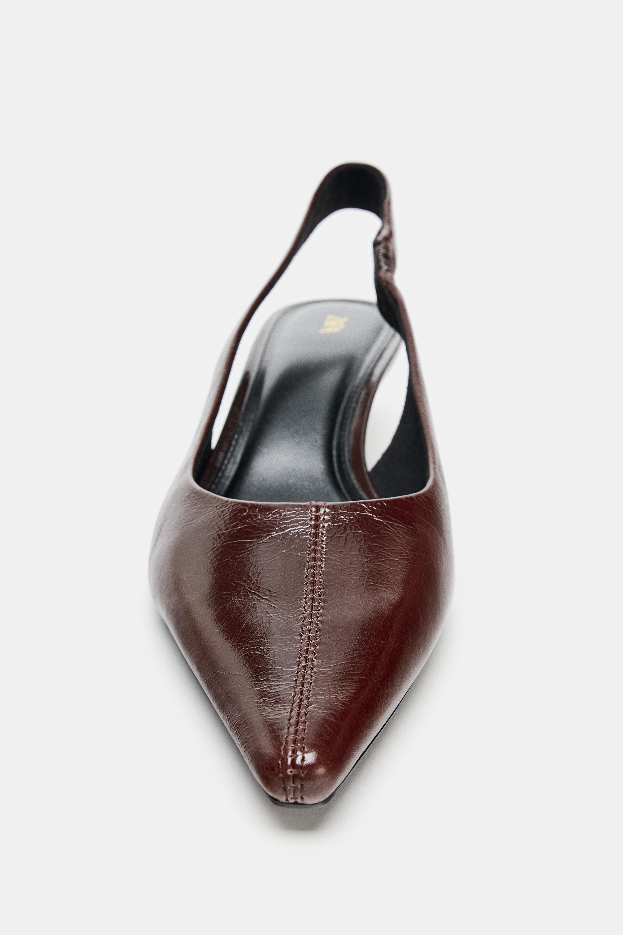 CHAUSSURES À TALONS OUVERTES L'ARRIÈRE EN CUIR